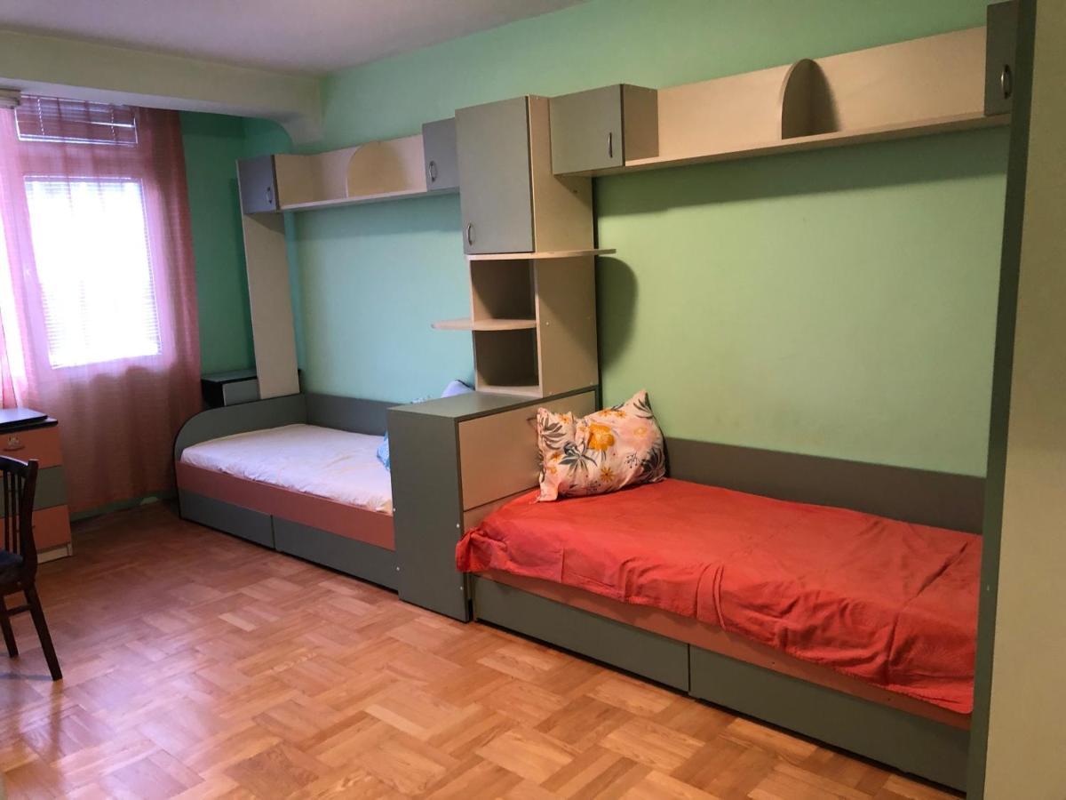 Spacious beautiful apartment - prime location Varna Exterior foto